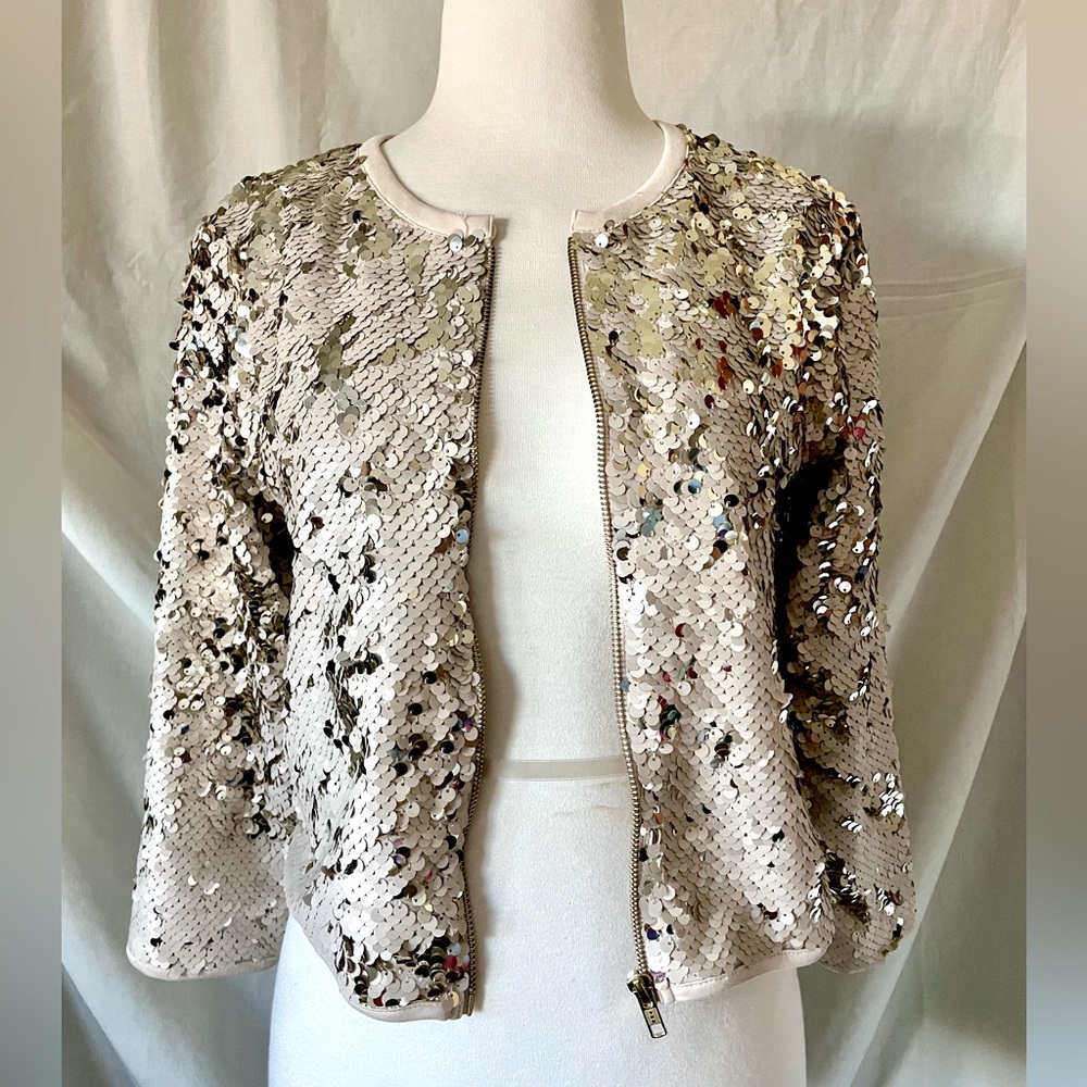 F21 Nude/Cream/Gold Flip Sequin jacket sz S